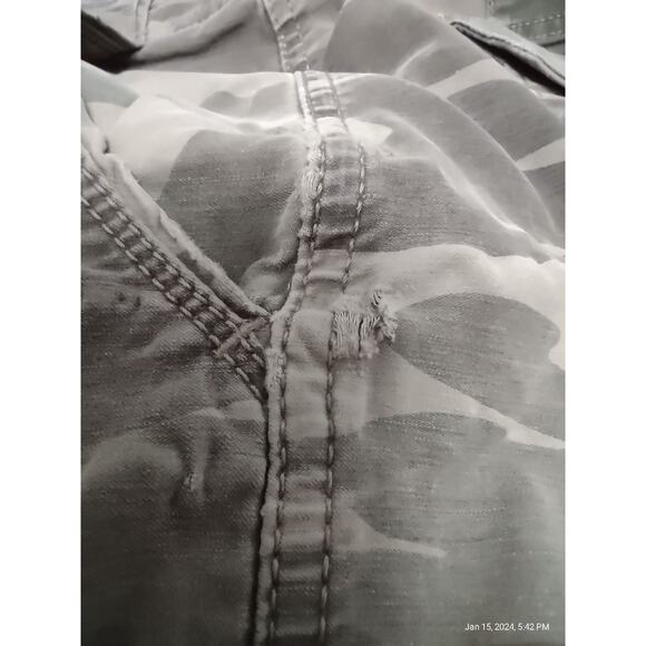 LUCKY BRAND Camouflage Cargo Shorts Size 33 Gorpcore Utility Outdoors Unisex - Picture 11 of 11